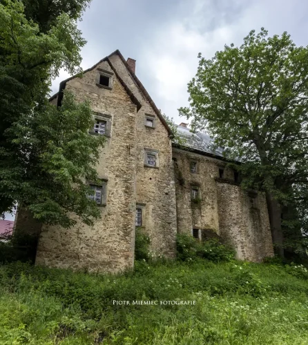 Dwór obronny Maciejowiec