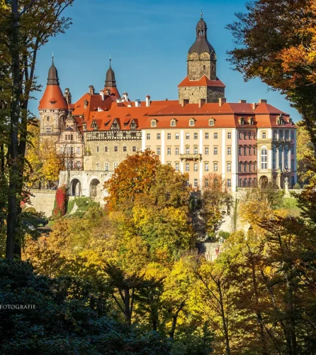 Zamek Książ w jesiennym kadrze