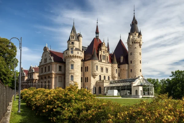 Pałac w Mosznej